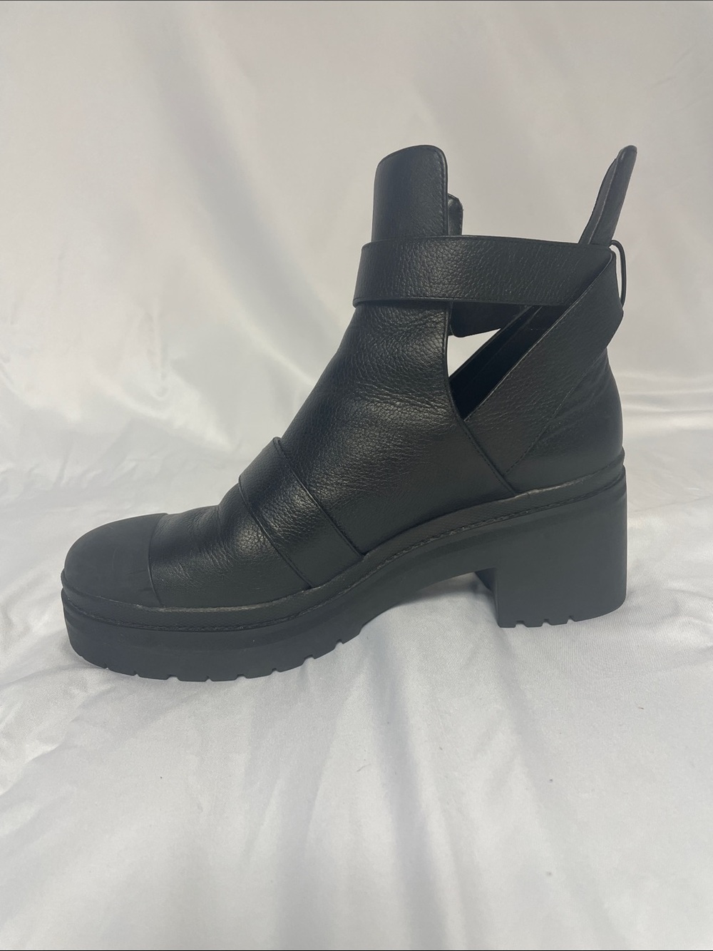 Michael Kors Black Leather Ankle Boots - Picture 4 of 12
